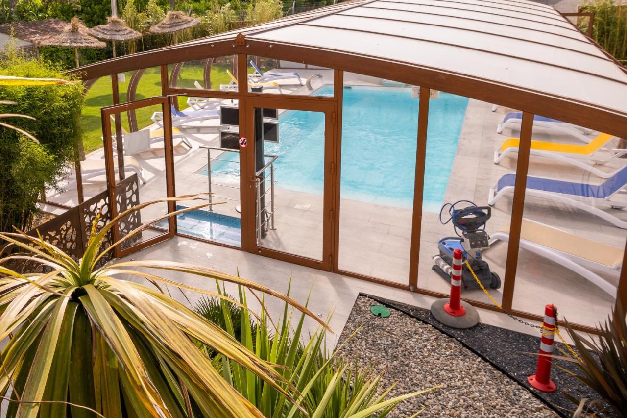 Logis Hotel Restaurant Le Clos Fleuri Castelnaudary Bagian luar foto