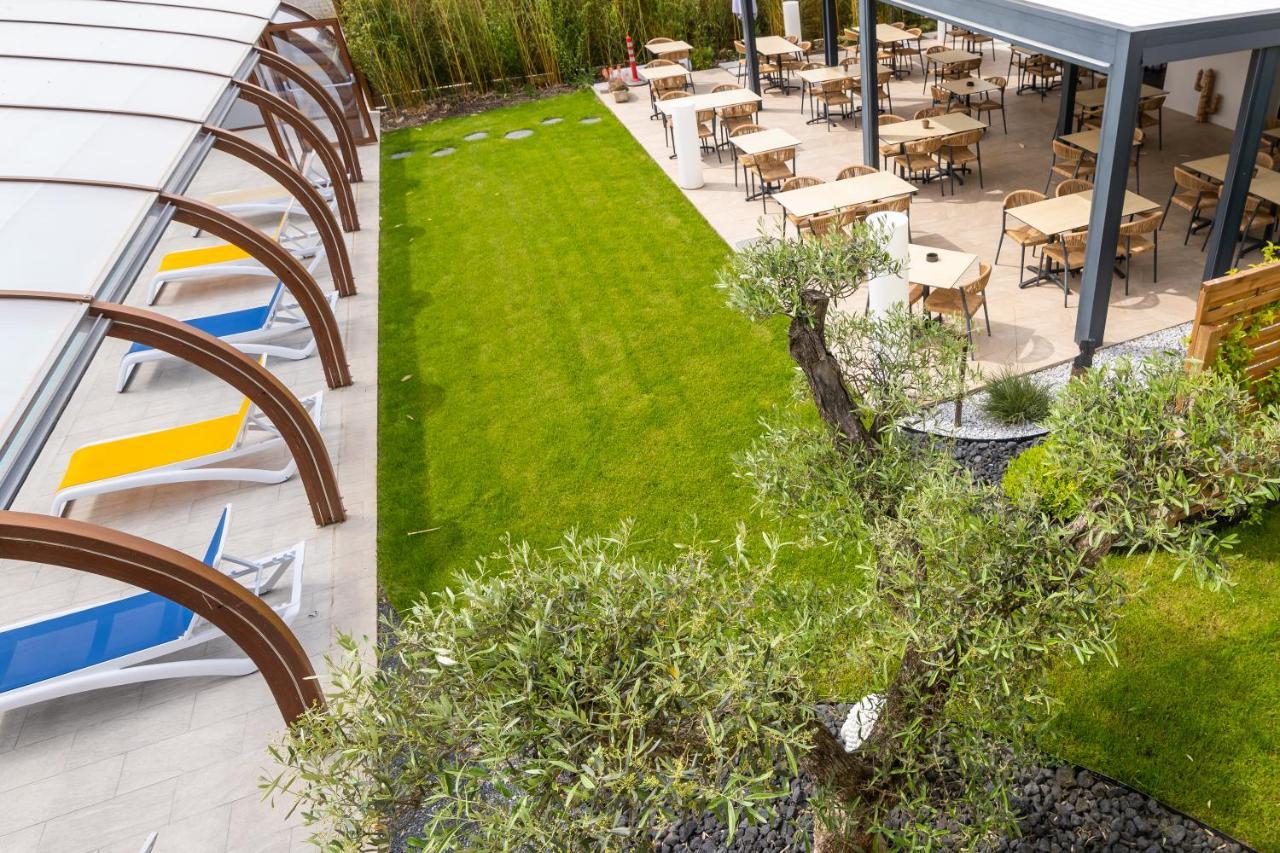 Logis Hotel Restaurant Le Clos Fleuri Castelnaudary Bagian luar foto