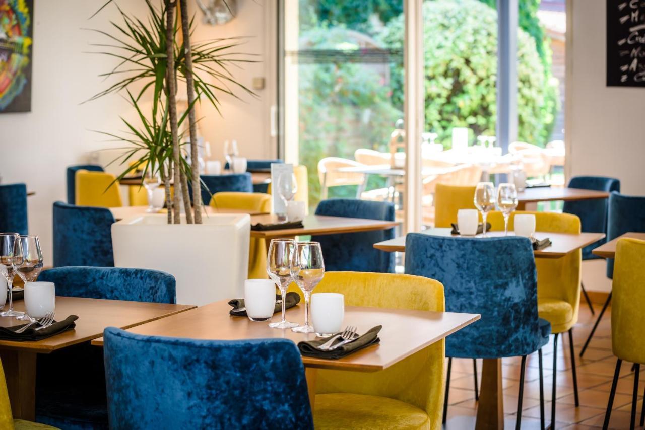 Logis Hotel Restaurant Le Clos Fleuri Castelnaudary Bagian luar foto